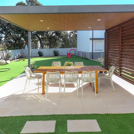 Modern Apartment With Garden Fatima Esterno foto